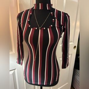 No Boundaries NOBO XS Girls Top Blouse Fitted With Chain